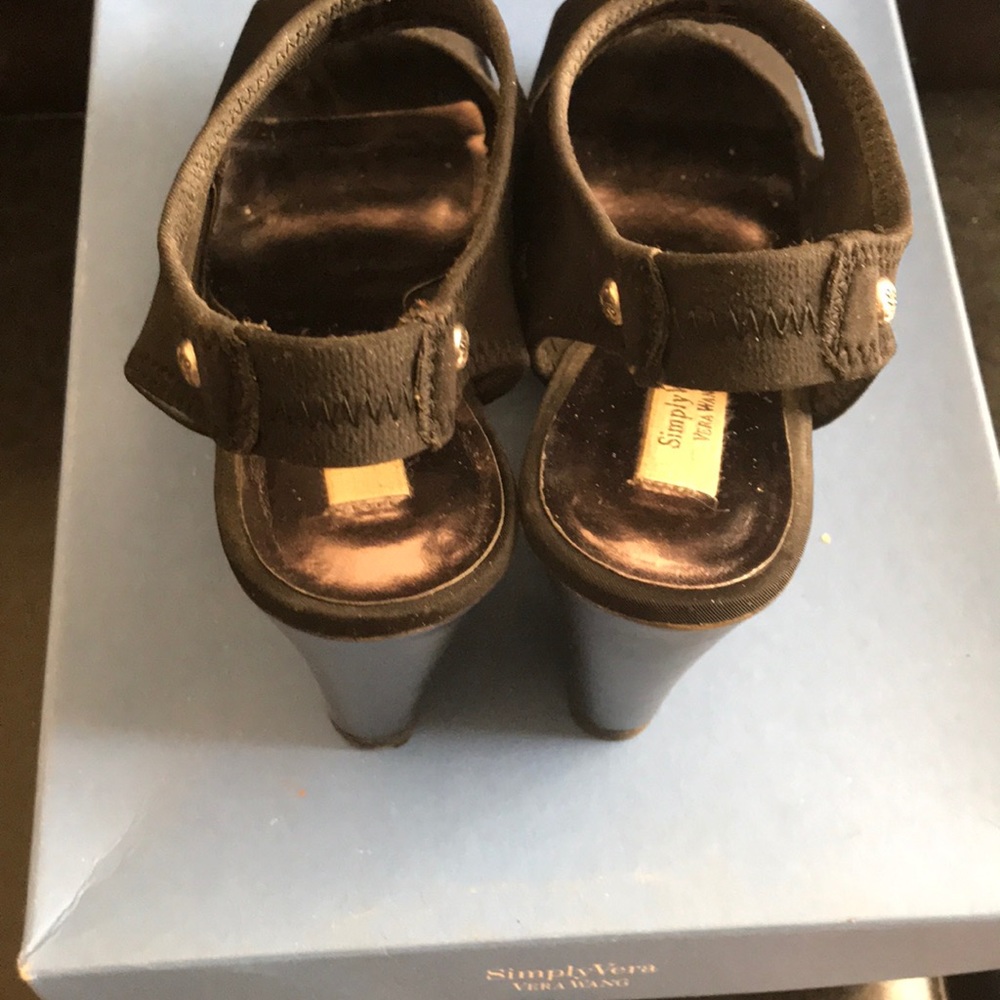 Sandals - Picture 4 of 4